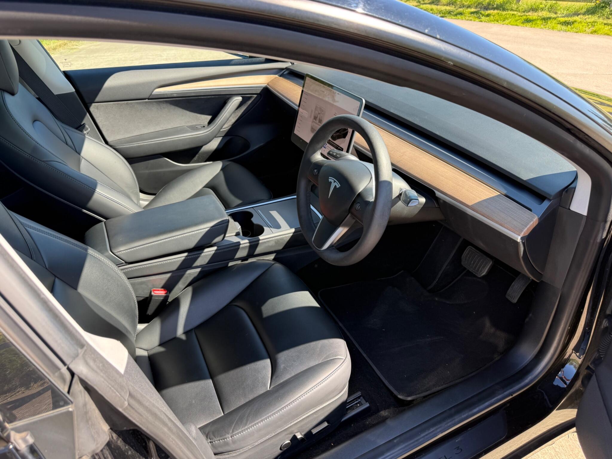 Tesla Model 3 Saloon 4dr Electric Auto RWD (241 bhp) — photo 89 of 114